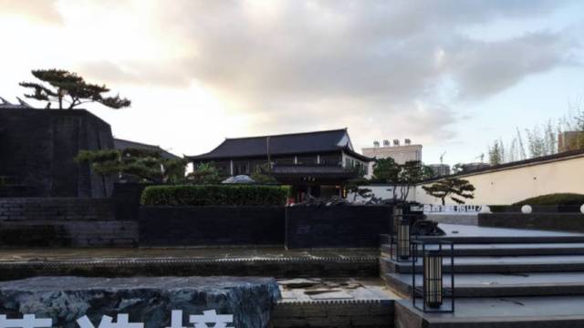 场地封面