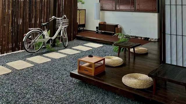 场地封面