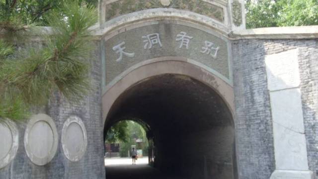 场地封面